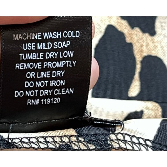 Made In Heaven Women's Leopard Sleeveless Top L  Layering Stretchy Animal Print - Picture 5 of 9